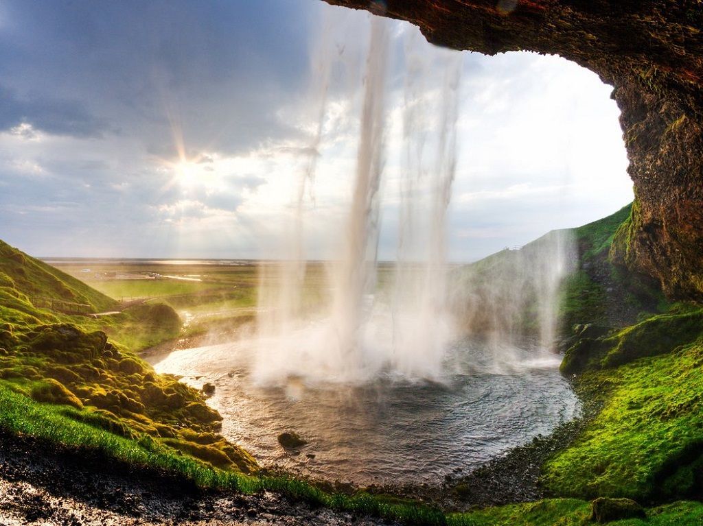 AD-Places-That-Are-Straight-Out-Of-Fairy-Tales-12