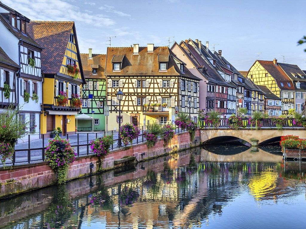 AD-Places-That-Are-Straight-Out-Of-Fairy-Tales-01-2