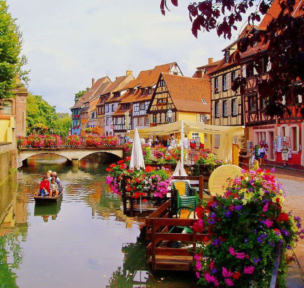 AD-Places-That-Are-Straight-Out-Of-Fairy-Tales-01