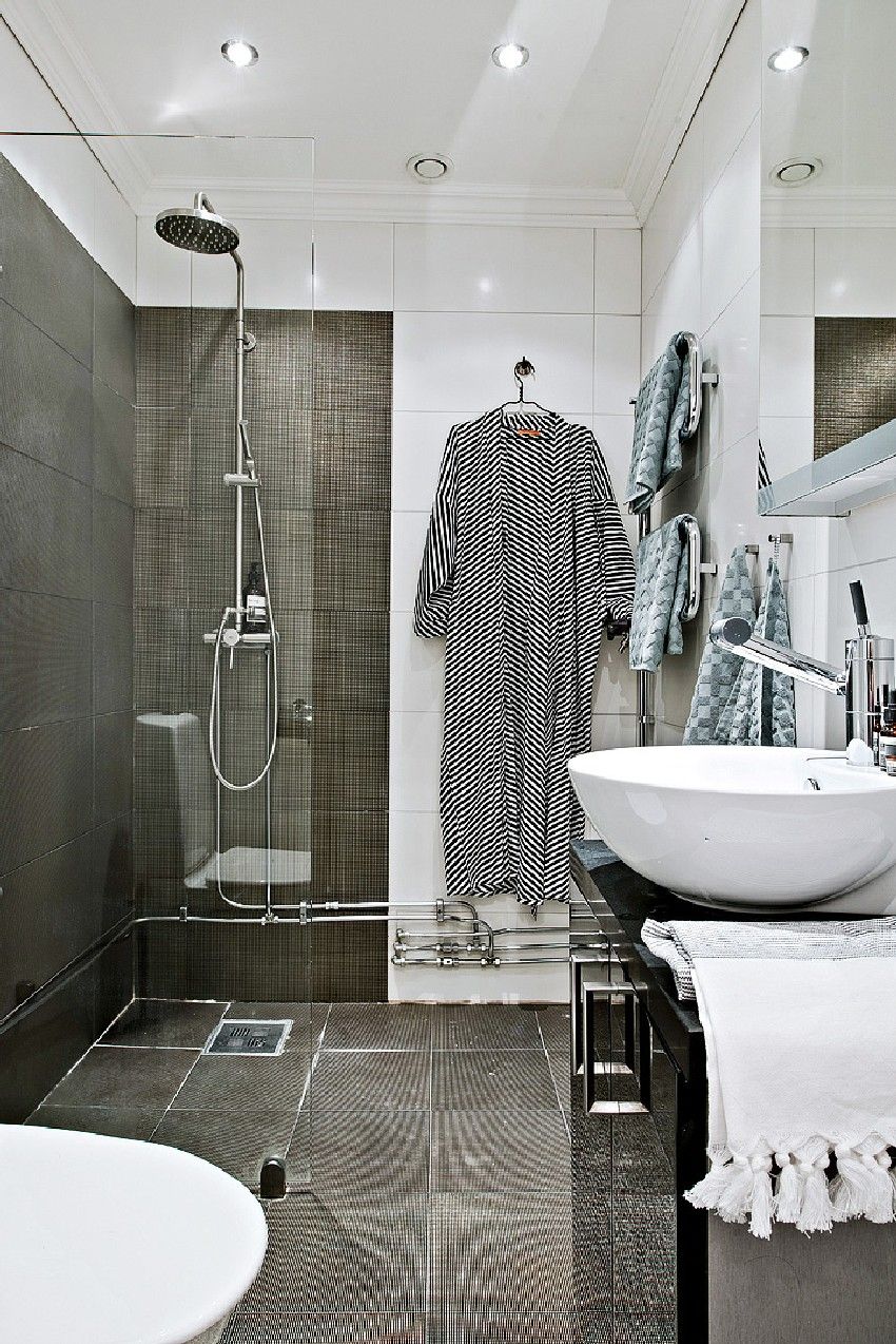 one-room-Scandinavian-apartment-bathroom
