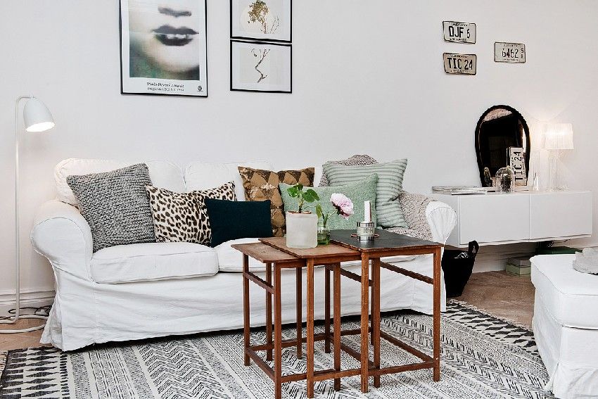 one-room-Scandinavian-apartment-seating-area
