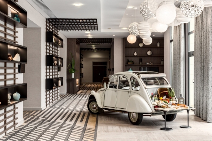 thiet ke noi that showroom beldecor vn 170215 3
