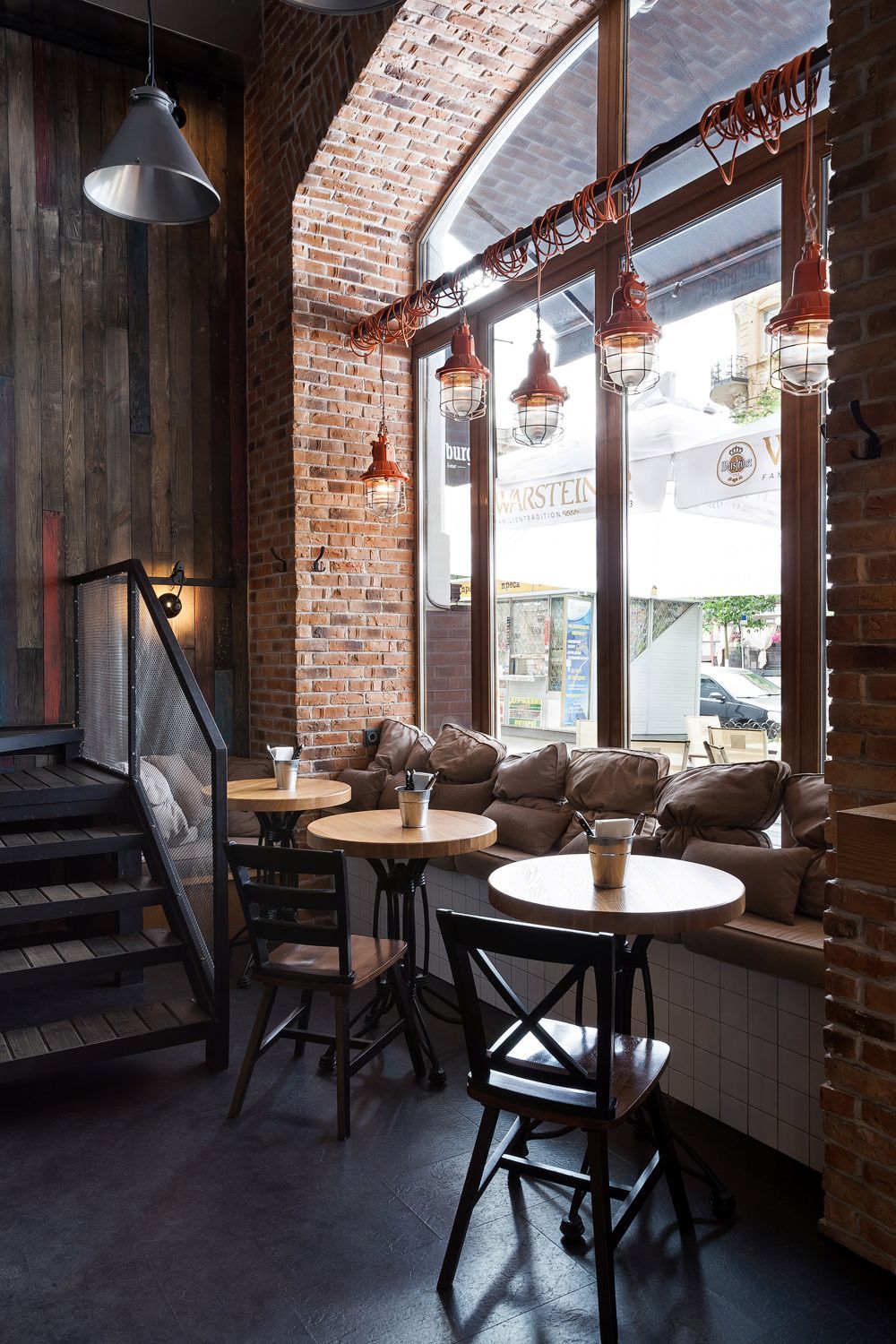 bar 5