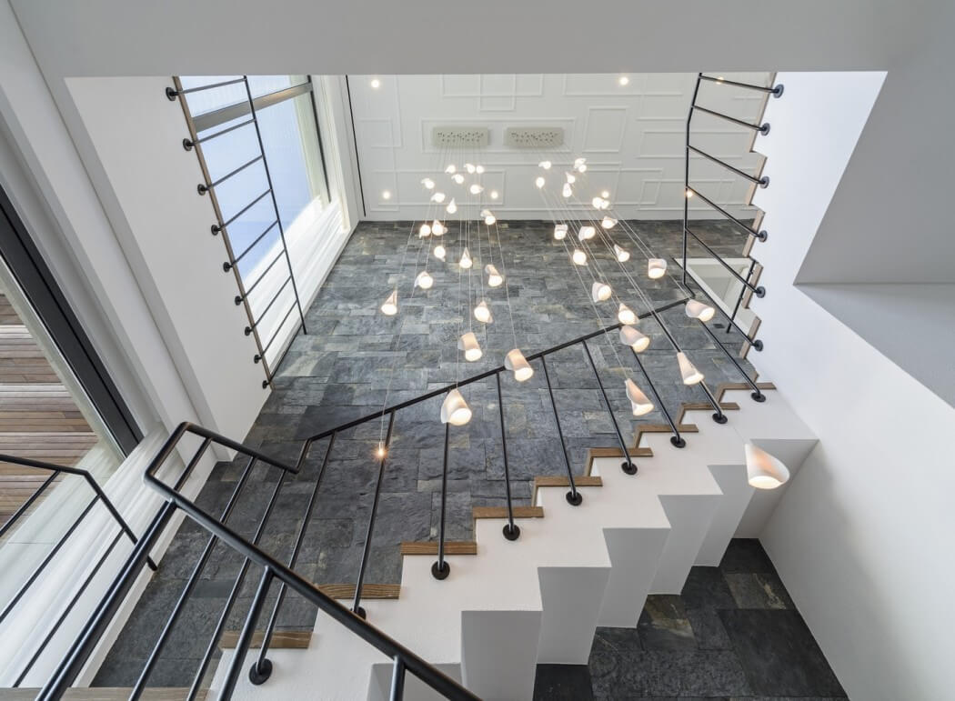 y house 9