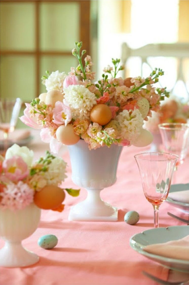 Thiet-ke-noi-that-Beldecor-vn-trang-tri-ban-an-them-lung-linh-voi-hoa 6