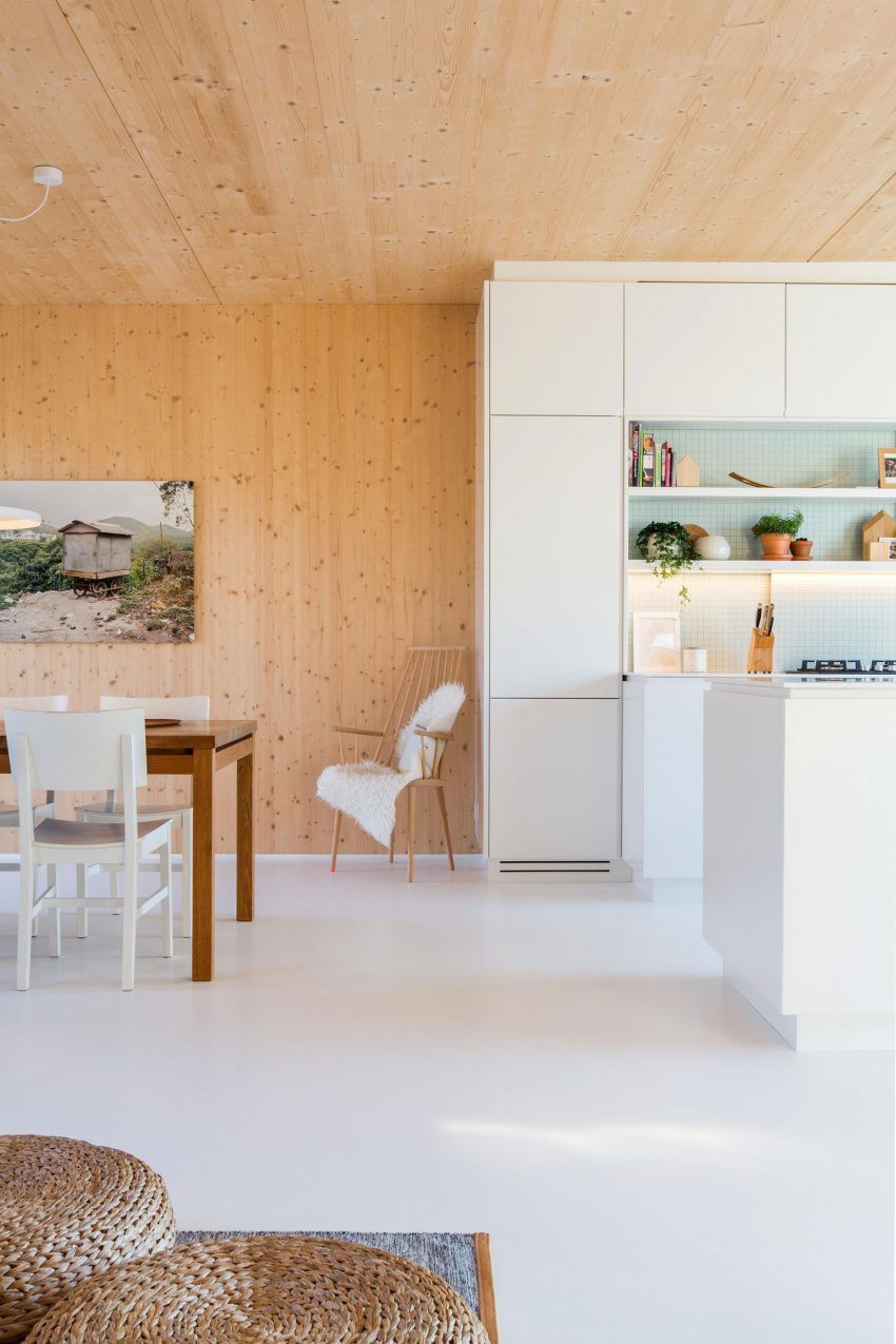 Interior-Design-BelDecor-vn-Wooden-Box-2-26-850x1275
