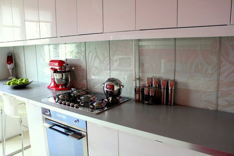 Thiet-ke-noi-that-BelDecor-vn-tuong-bep-bang-kinh-cho-khong-gian-hien-dai c37fb8b951