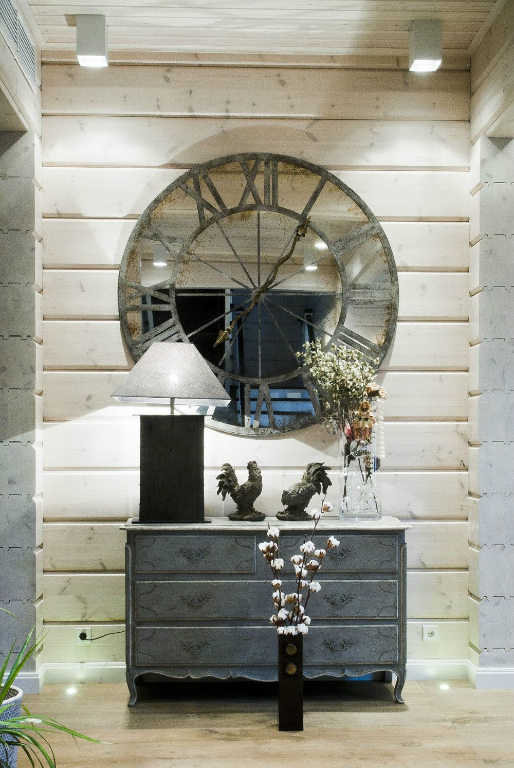 Thiet ke noi that BelDecor vn 7 Clock mirror
