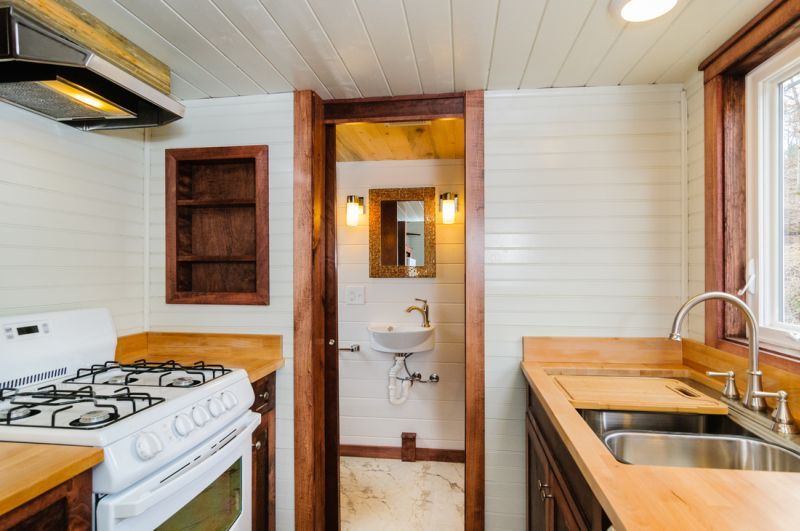 The Sheriff Tiny house featured with walk in closet 7 2